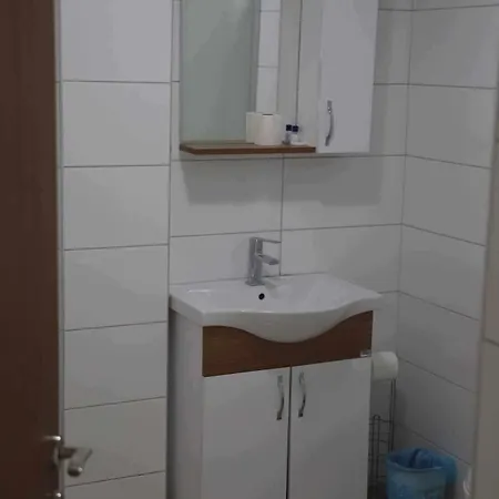 מלון Tuerkmen 2*